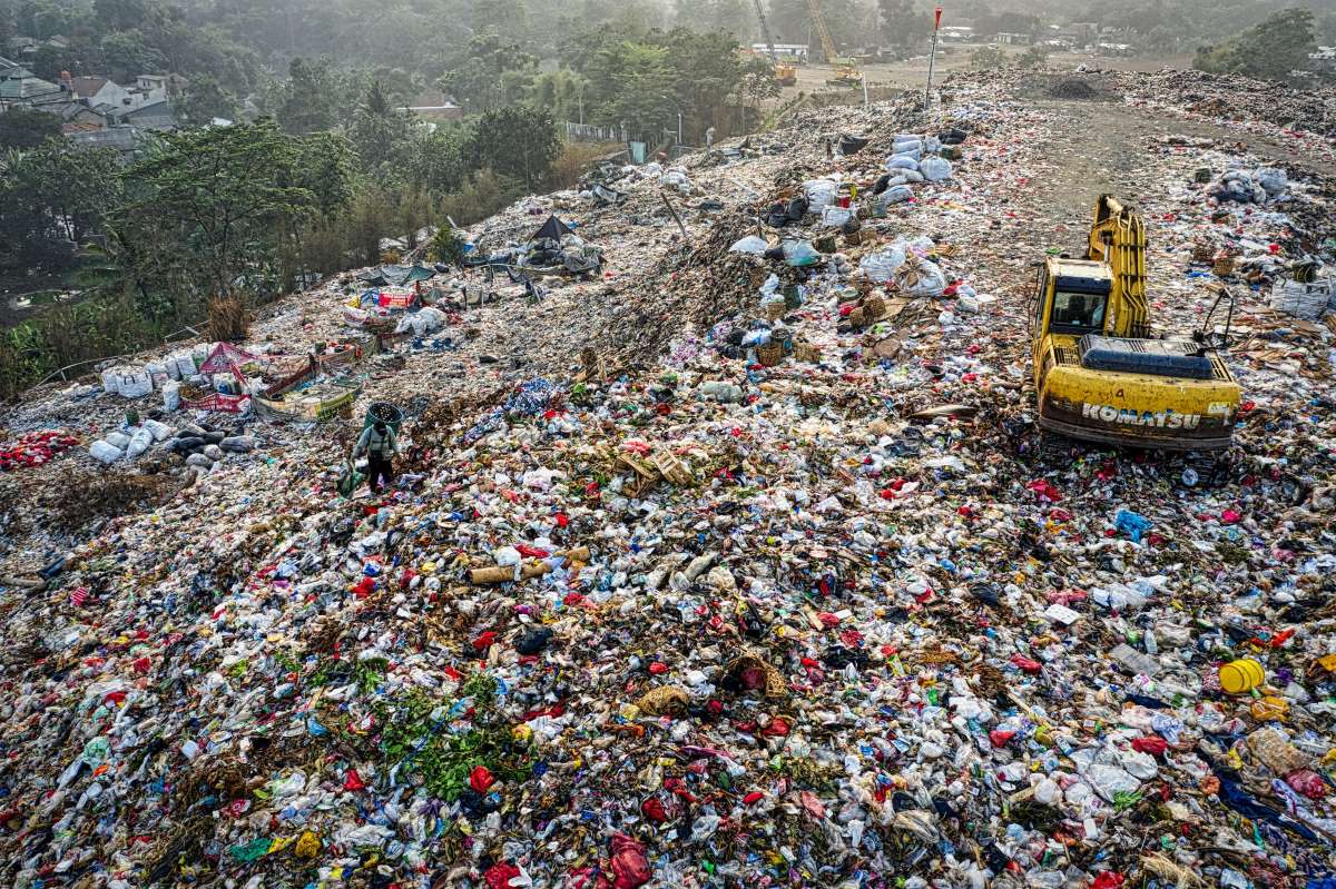 Viele Kunststoffprodukte sind als Einweglösungen konzipiert und belasten anschließend die Umwelt. Foto: Tom Fisk/Pexels