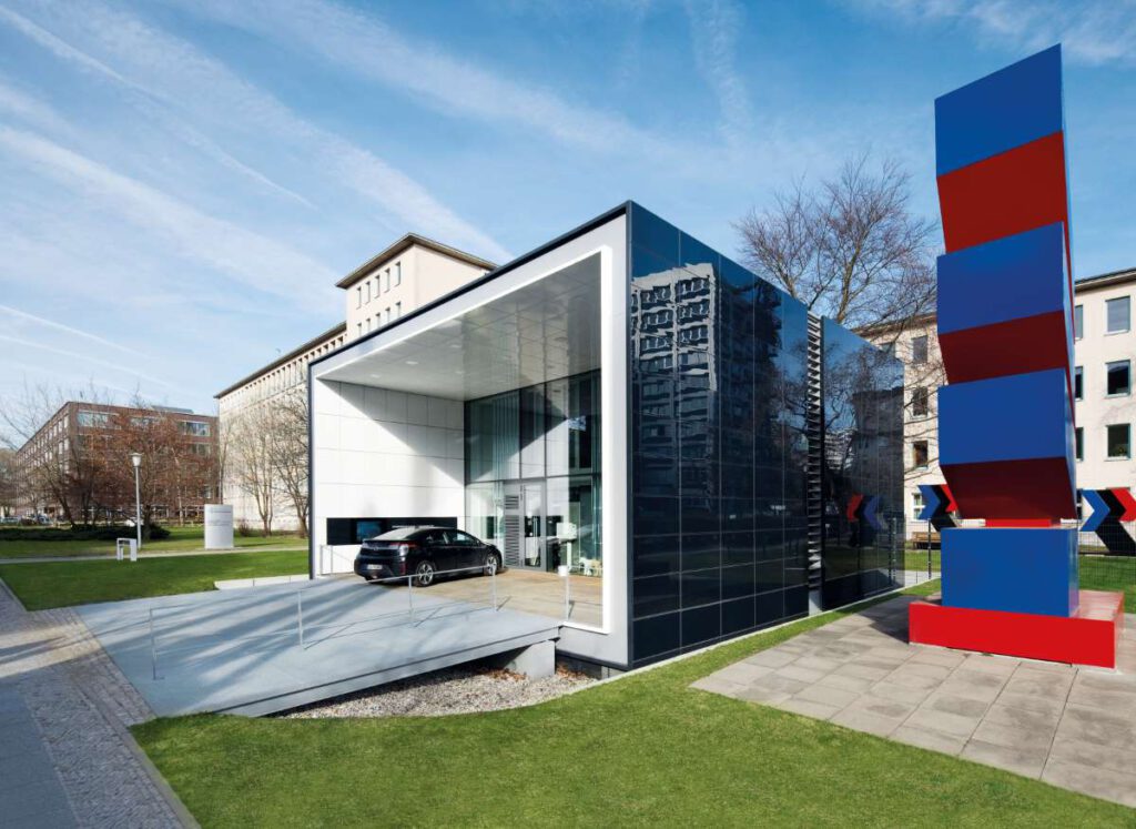 Das „Informations- und Kompetenzzentrum für zukunftsgerechtes Bauen“ des Bundesministeriums des Innern, für Bau und Heimat (BMI) in Berlin. Foto: © ZEBAU GmbH