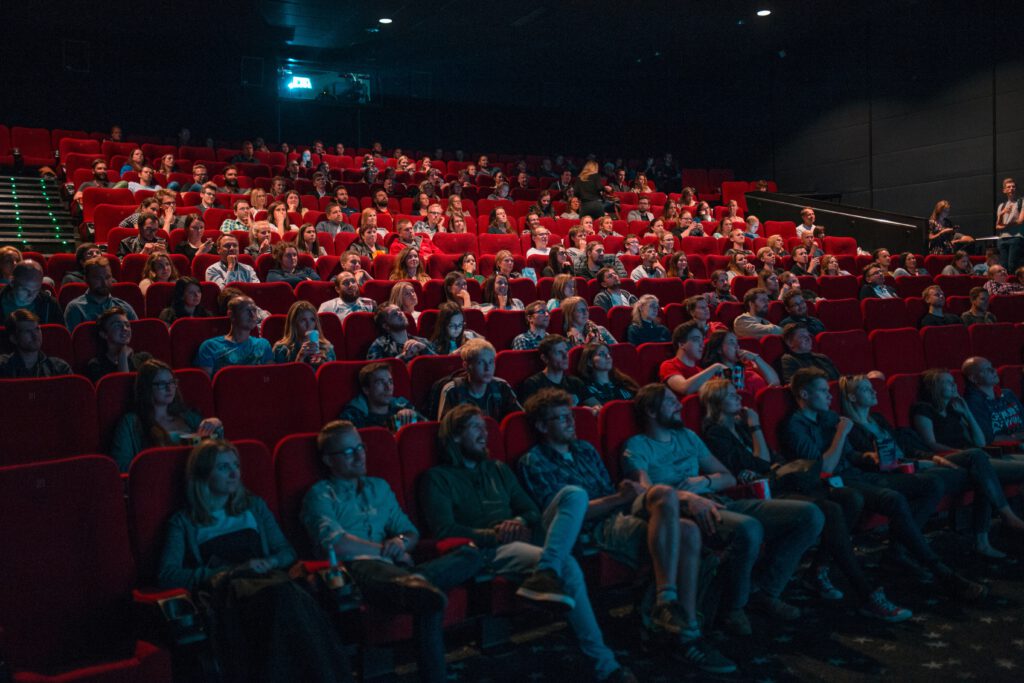 Kinosaal mit Zuschauern