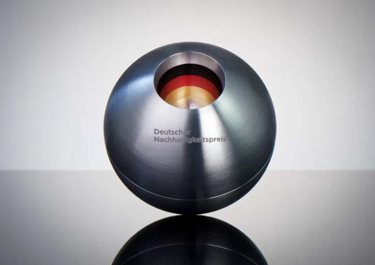 Deutscher Nachhaltigkeitspreis, Preisstatuette; Foto: Frank Fendler