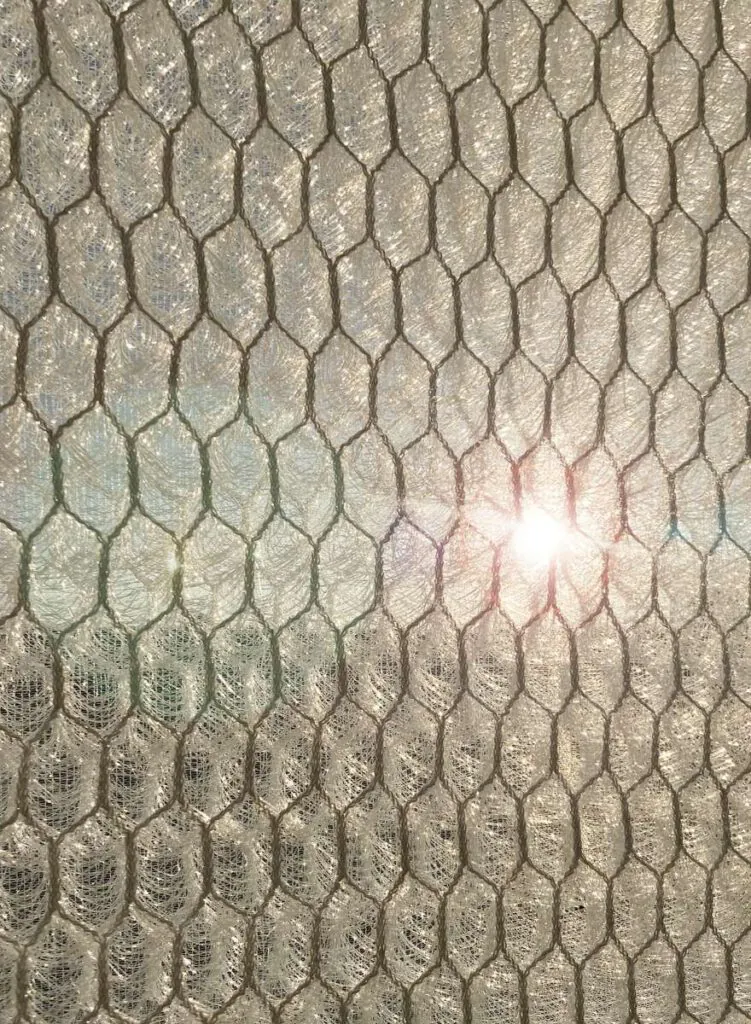 Blick durch ein Hydroskin-Element. Foto: ILEK, Christina Eisenbarth