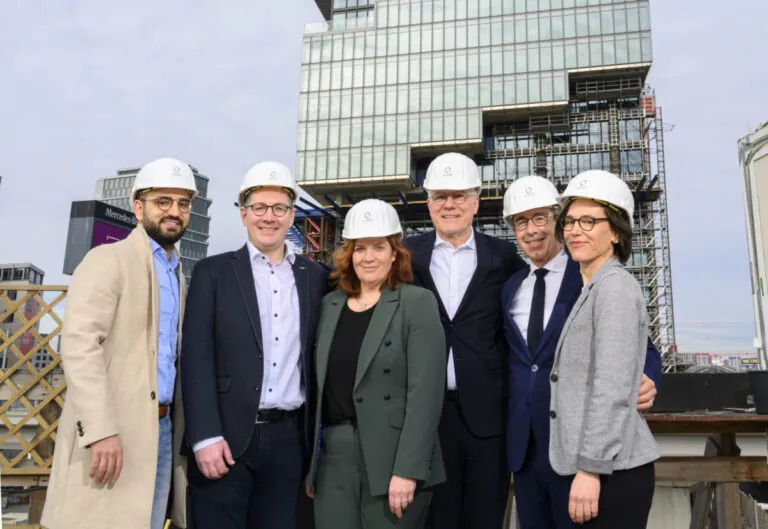 v.l.n.r.: Kassem Taher Saleh MdB, Tobias Riffel, Sandra Weeser MdB, Thomas Zawalski, Dr. Tillman Prinz, Wiebke Zuschlag; Quelle: Rene Löffler