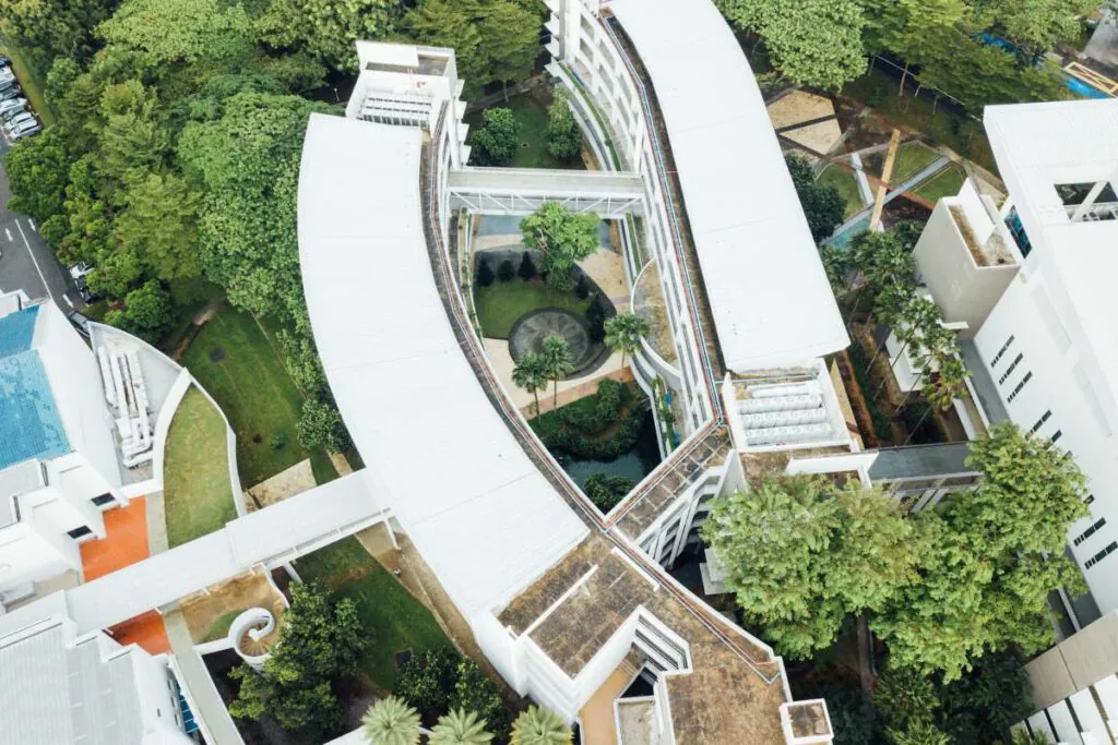 Foto von CHUTTERSNAP auf Unsplash