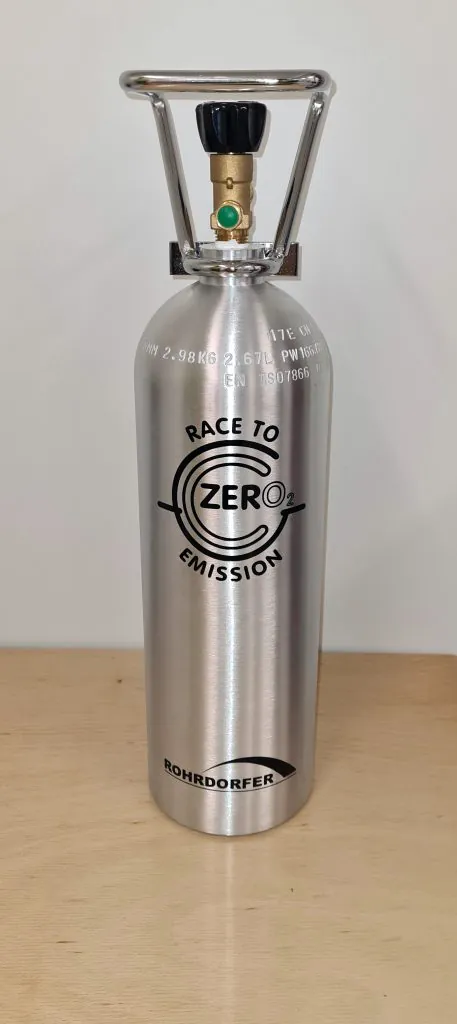 Druckbehälter mit Kohlendioxid aus der Rohrdorfer CO2-Rückgewinnungsanlage Copyright: Rohrdorfer Unternehmensgruppe