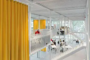 Deutscher Architekturpreis 2023: Studierendenhaus TU Braunschweig von Gustav Düsing & Max Hacke, Berlin (Innenansicht);Quelle: Gustav Düsing & Max Hacke, Berlin / Foto: Iwan Baan